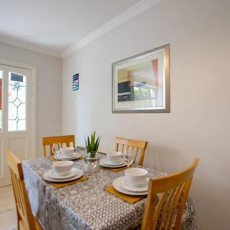Stylish 2-bed * Galway