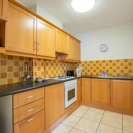 123 - Stylish 2 Bedroom - Sleeps 5 アパート *