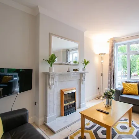 アパート 123 - Stylish 2 Bedroom - Sleeps 5